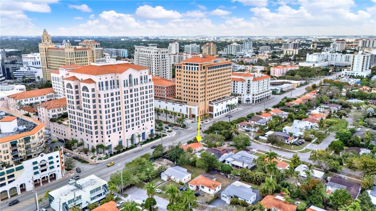 2001 SW 37th Ave, Miami, FL 33145 Photo