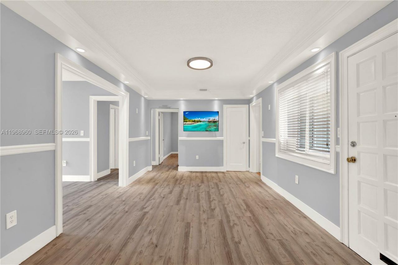 2001 SW 37th Ave, Miami, FL 33145 Photo