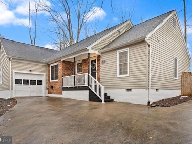 207 MIDSHIPMAN CIRCLE, STAFFORD, VA 22554