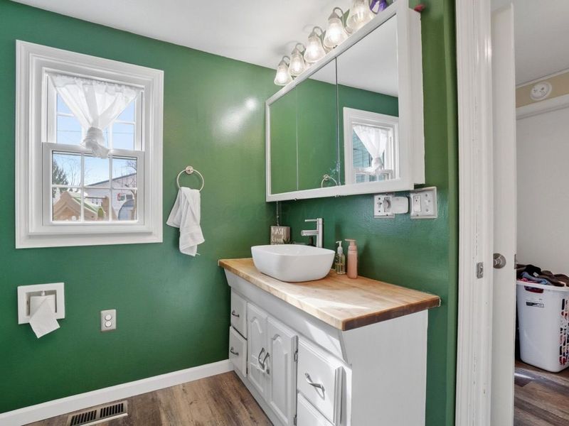 135 N Main Street, Mechanicsburg, OH 43044 Photo 27