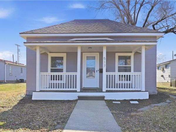 517 Parker Avenue, Osawatomie, KS 66064