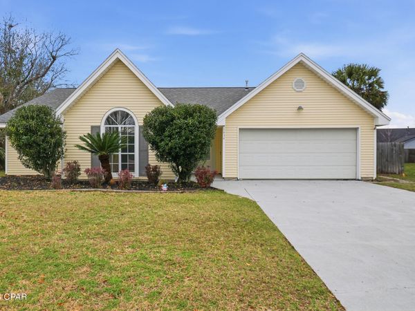 1434 Santa Anita Drive, Lynn Haven, FL 32444