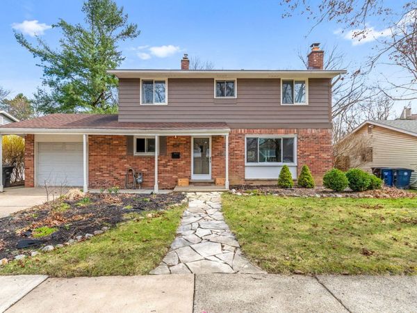 1126 Wines Drive, Ann Arbor, MI 48103