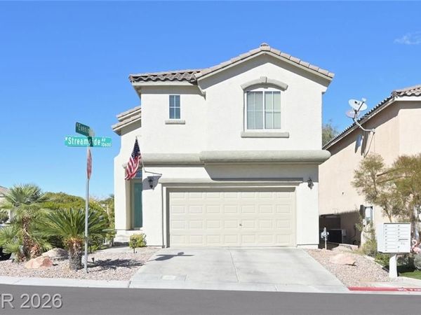 10662 Streamside Avenue, Las Vegas, NV 89129