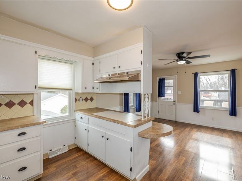 1845 Seattle Street, Cuyahoga Falls, OH 44221 Photo 18