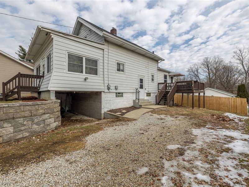 1845 Seattle Street, Cuyahoga Falls, OH 44221 Photo 41