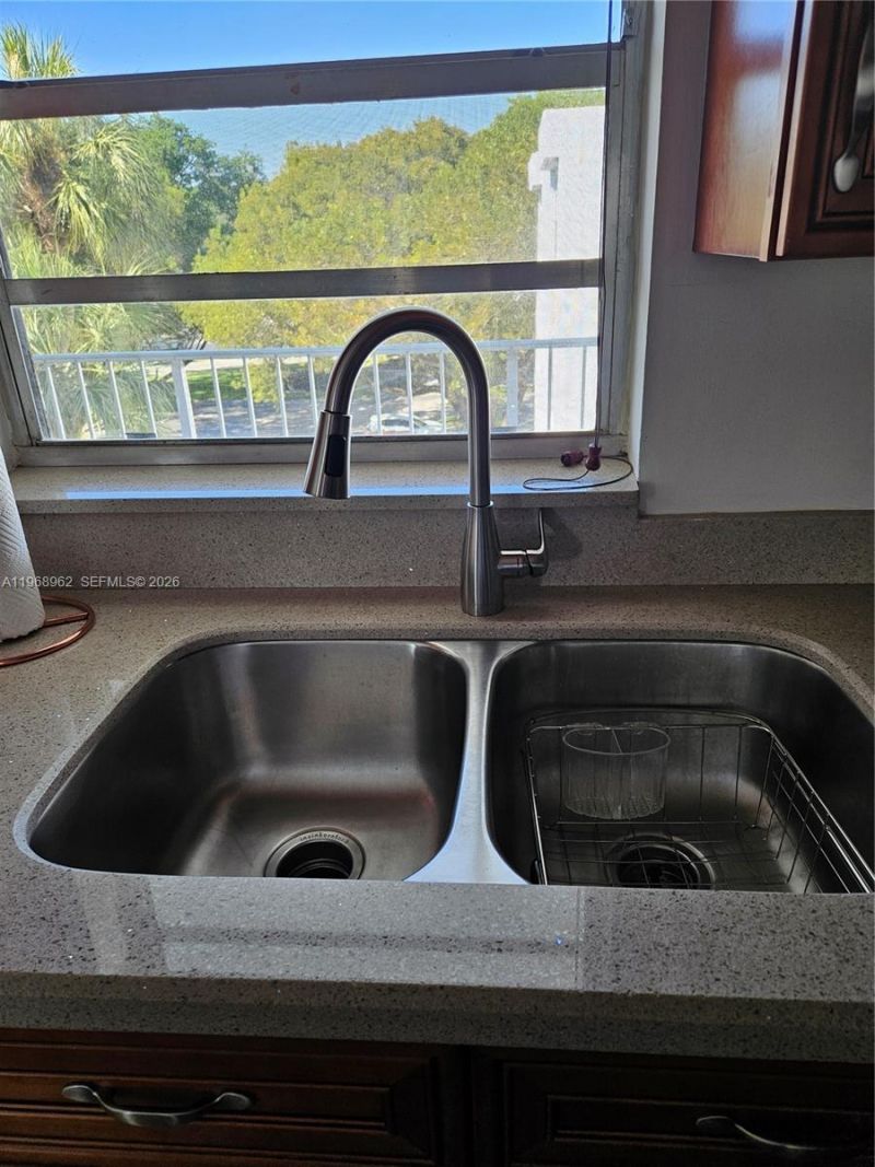 9441 Live Oak Pl , Unit 407, Davie, FL 33324 Photo