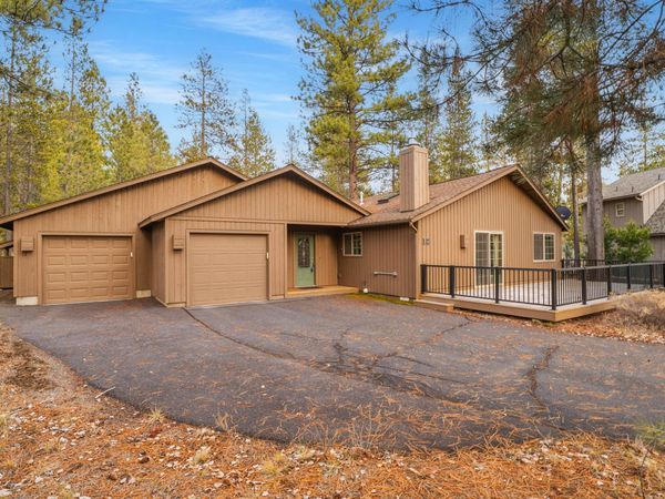 56926 E Park Lane, Unit 12, Sunriver, OR 97707