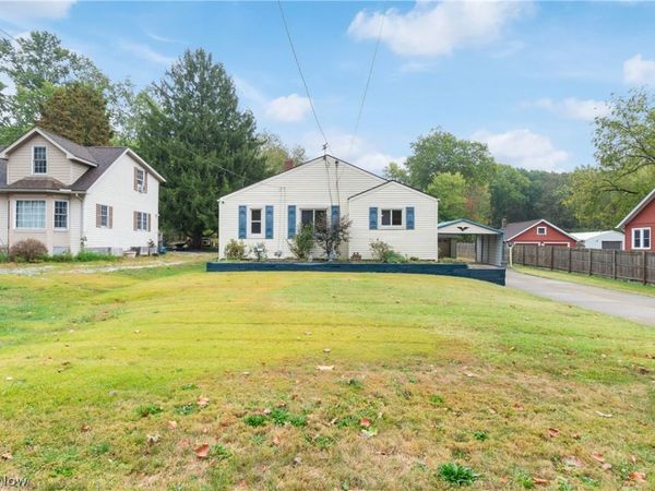 1649 Betz Road, Akron, OH 44306