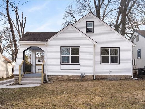 1421 E 77th Street, Kansas City, MO 64131