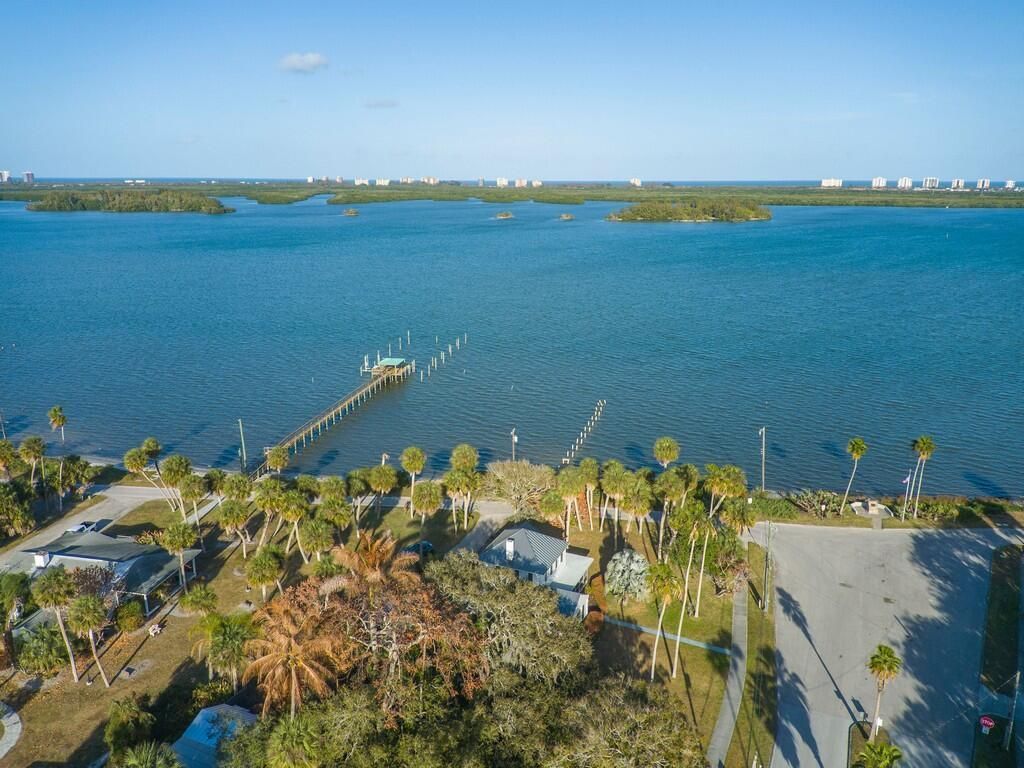 3001 N N Indian River Drive Drive, Fort Pierce, FL 34946 Photo