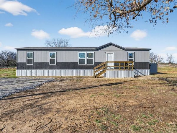104 4th Street , Graford, TX 76449