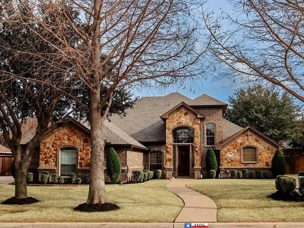 1105 Mckenzie Drive, Mansfield, TX 76063