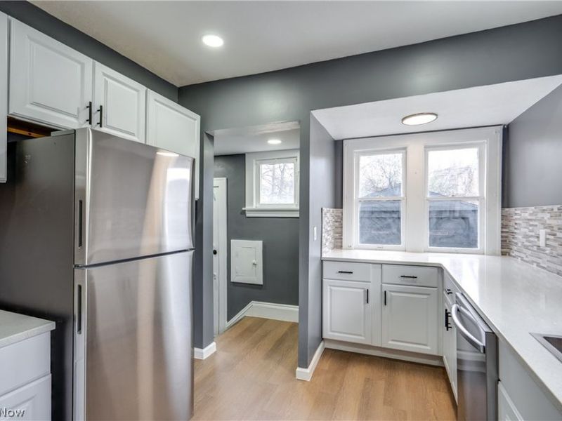 10218 Joan Avenue, Cleveland, OH 44111 Photo 17