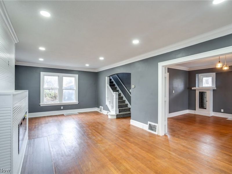 10218 Joan Avenue, Cleveland, OH 44111 Photo 7