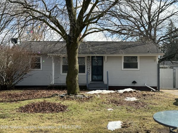 5723 Taffy Parkway, Lansing, MI 48911