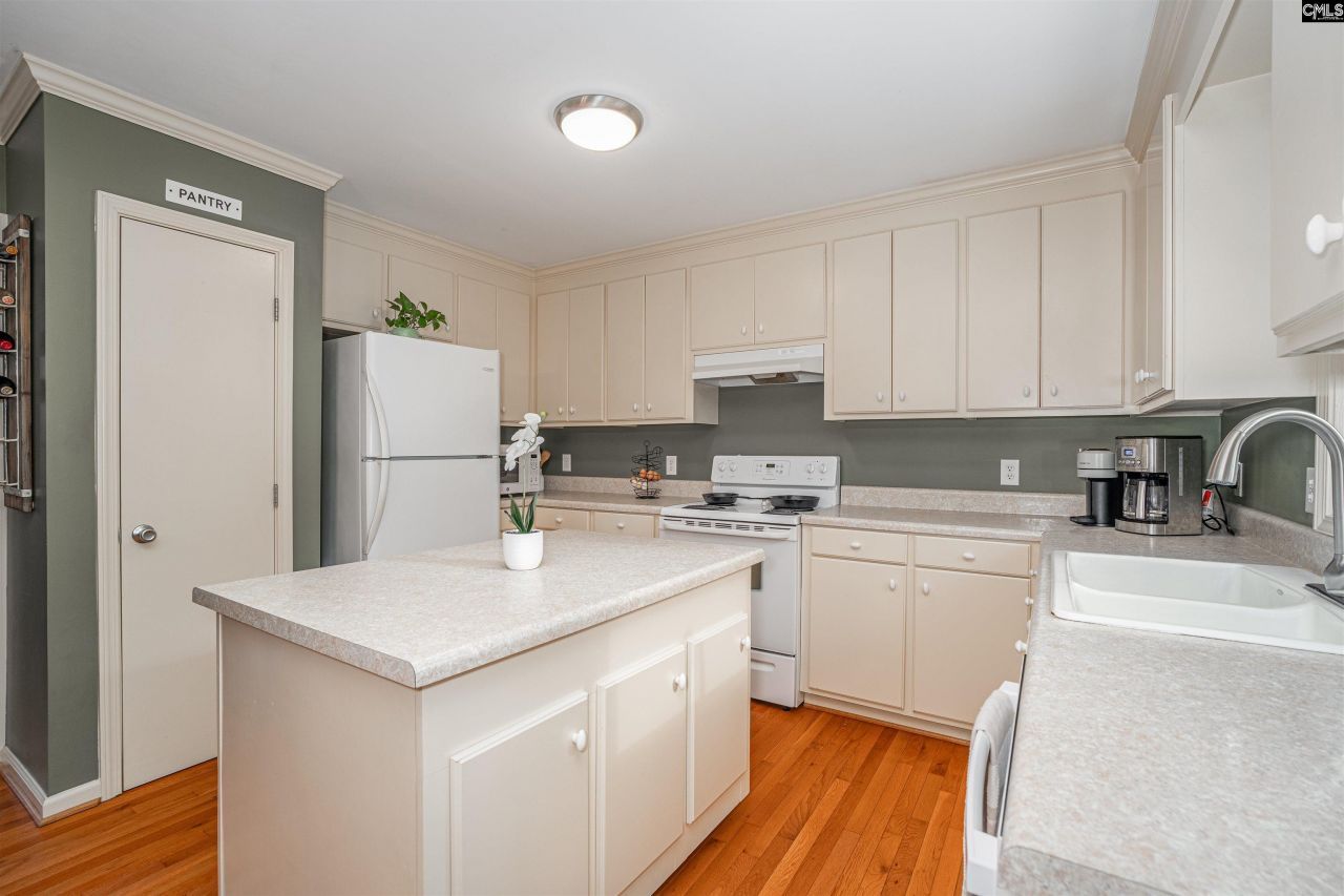 1175 Old Brickyard Road Photo 10