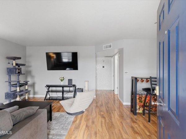 3635 N 37TH Street, Unit 10, Phoenix, AZ 85018