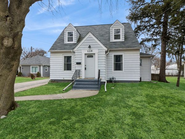 139 Elm Street, DeKalb, IL 60115