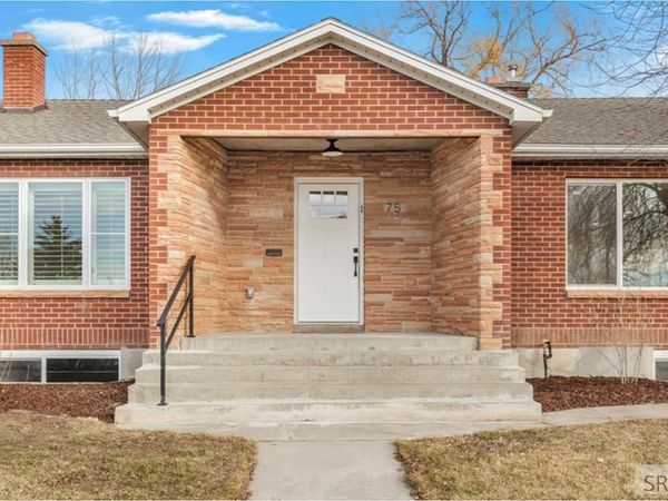 75 S 3rd E, REXBURG, ID 83440