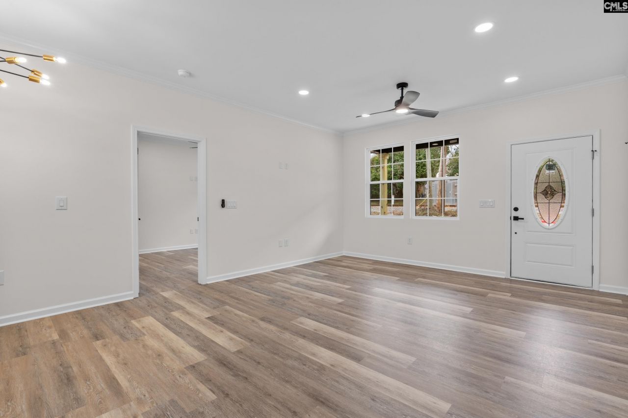 1801 Garden Street Photo 6