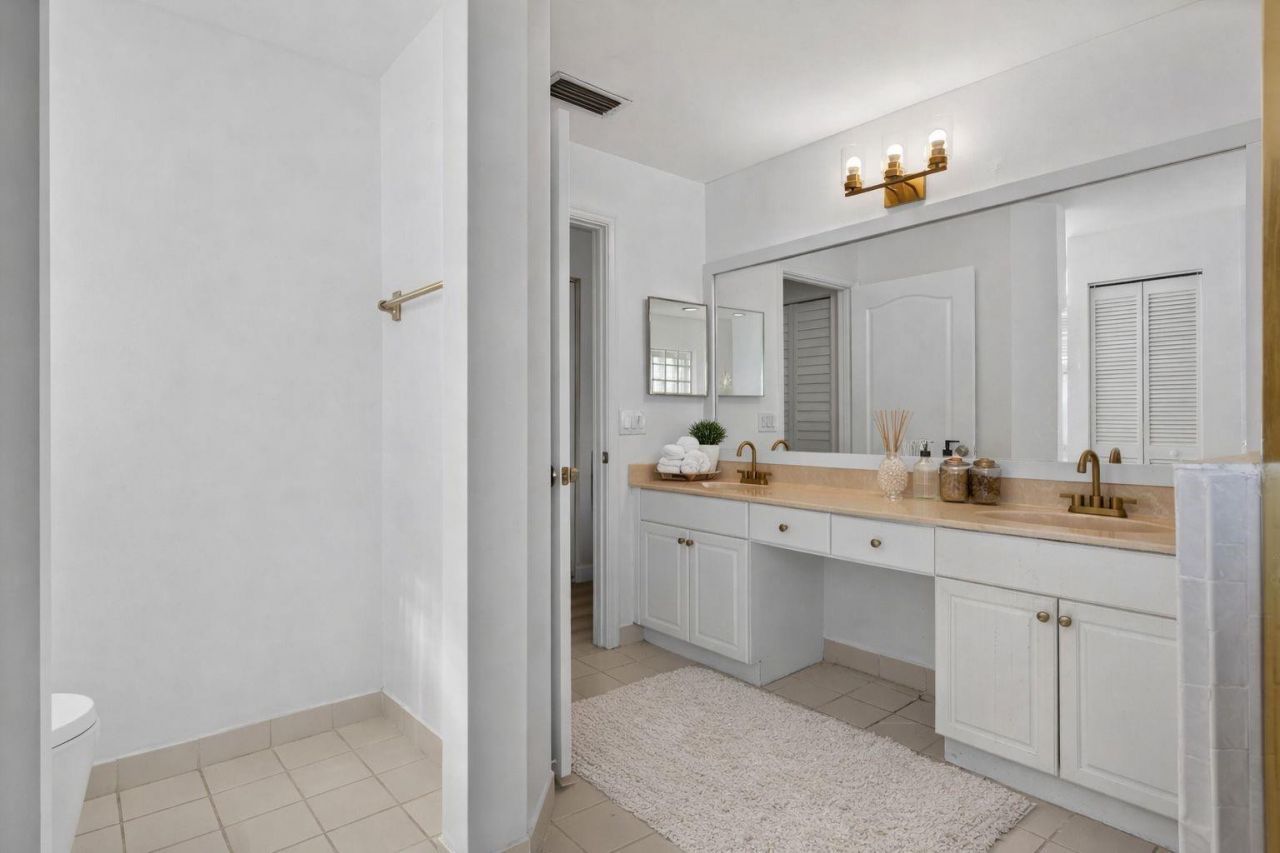 1055 NW 117th Avenue, Coral Springs, FL 33071 Photo