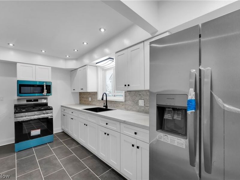 19151 Genesee Road, Euclid, OH 44117 Photo 13