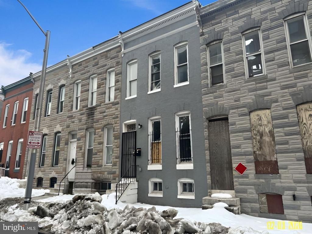 207 S Pulaski Street, Baltimore, MD 21223 Main Photo