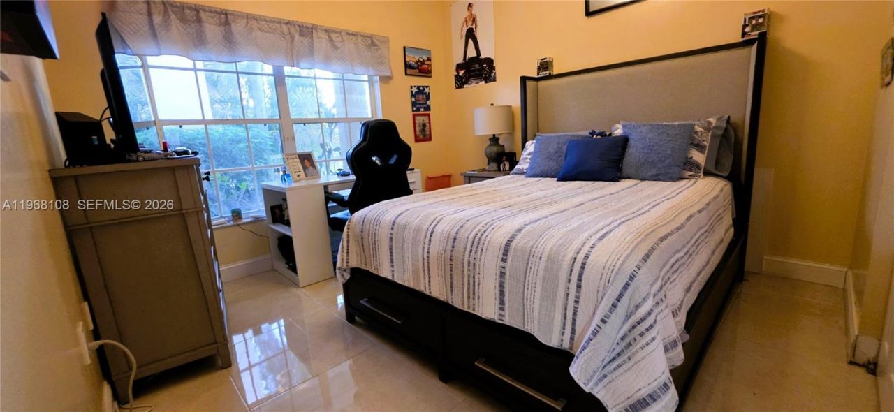 5769 NW 99th Ave, Doral, FL 33178 Photo