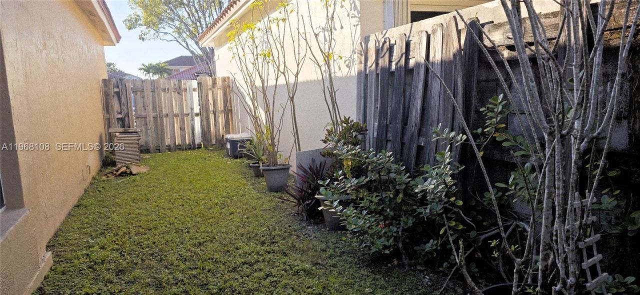 5769 NW 99th Ave, Doral, FL 33178 Photo