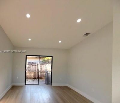 250 SW 78th Ave, Miami, FL 33144 Photo