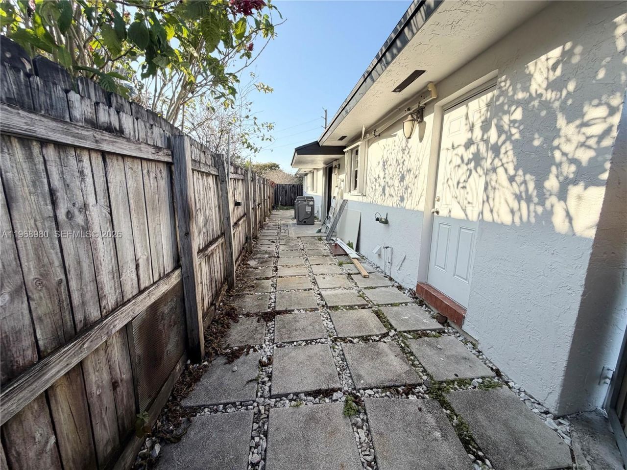 250 SW 78th Ave, Miami, FL 33144 Photo