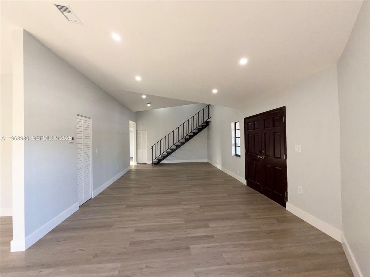 250 SW 78th Ave, Miami, FL 33144 Photo