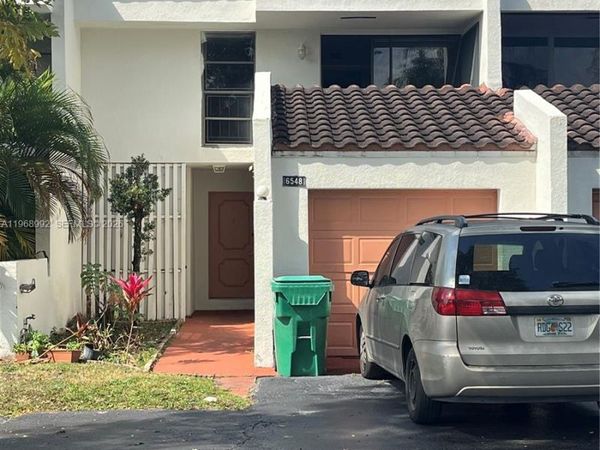 6548 Racquet Club Dr, Unit 89, Lauderhill, FL 33319