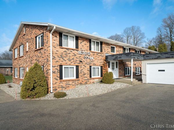 230 S State Street, Unit 78, Zeeland, MI 49464