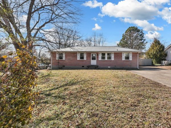 734 Lafayette Rd, Clarksville, TN 37042