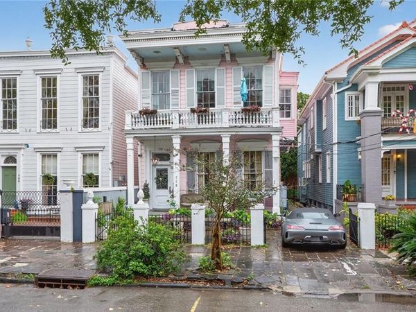 719 ESPLANADE Avenue, Unit 6, New Orleans, LA 70116