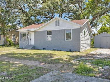 8141 PAUL JONES Drive, Jacksonville, FL 32208