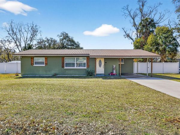 4701 W SAM ALLEN RD, PLANT CITY, FL 33565