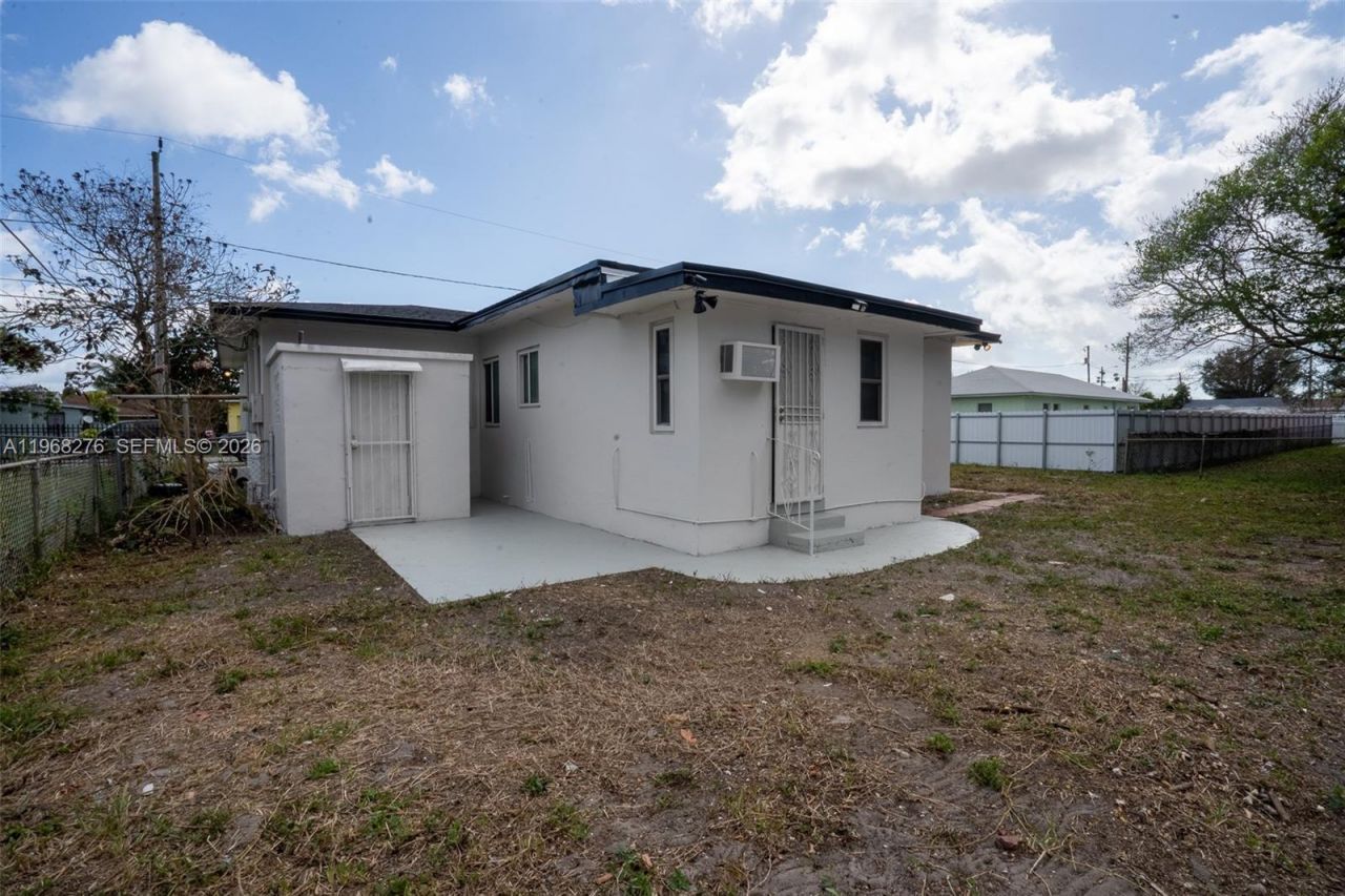 7128 NW 20th Ave, Miami, FL 33147 Photo