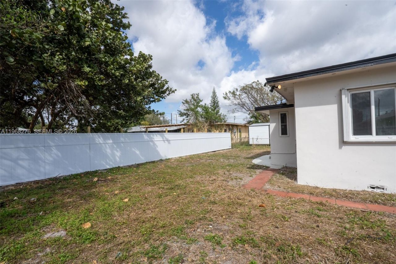 7128 NW 20th Ave, Miami, FL 33147 Photo