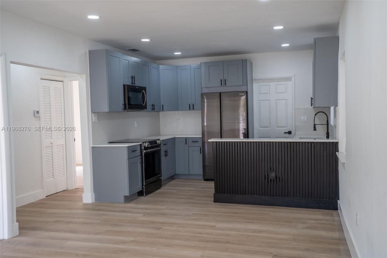 7128 NW 20th Ave, Miami, FL 33147 Photo