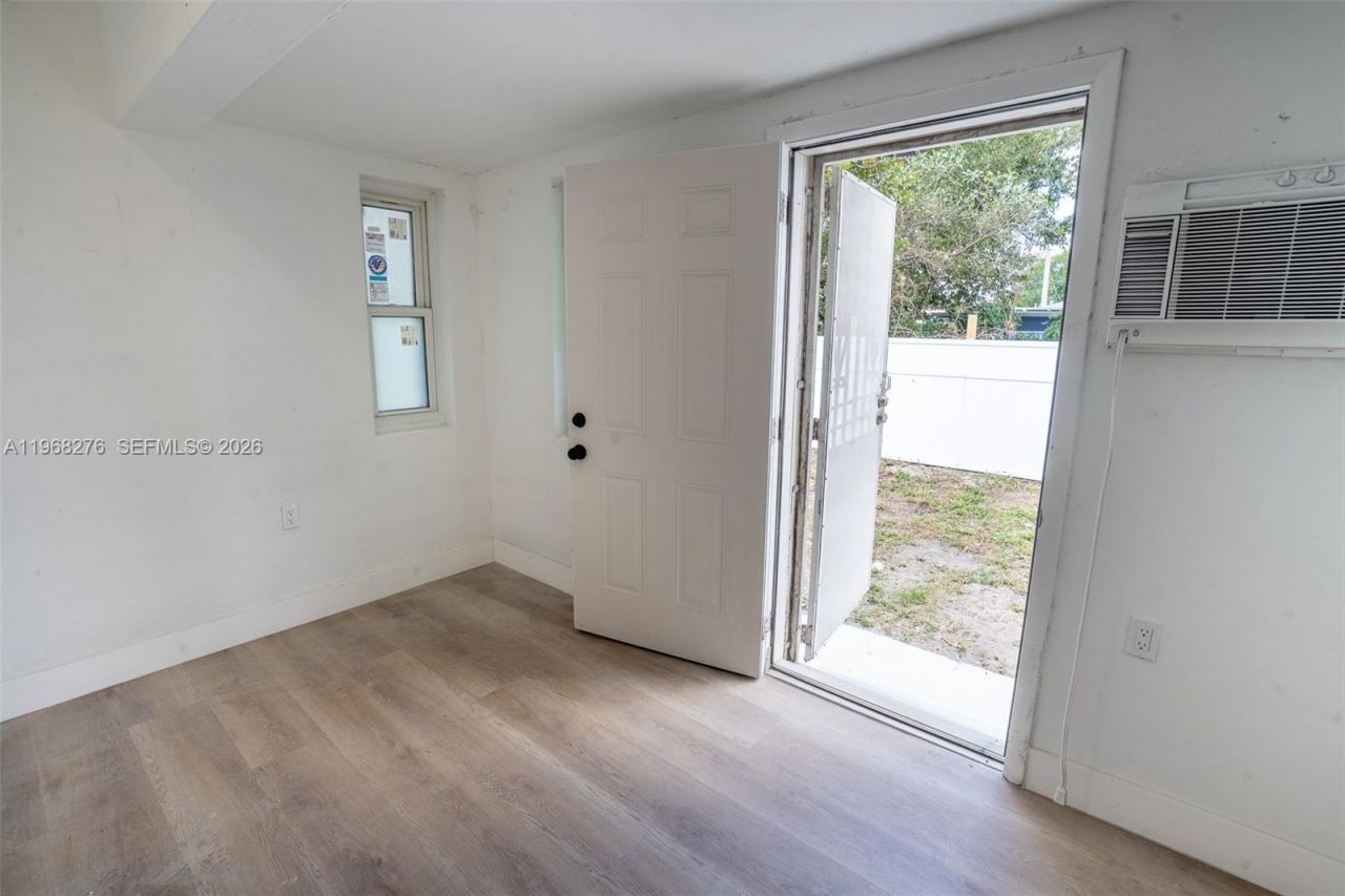 7128 NW 20th Ave, Miami, FL 33147 Photo