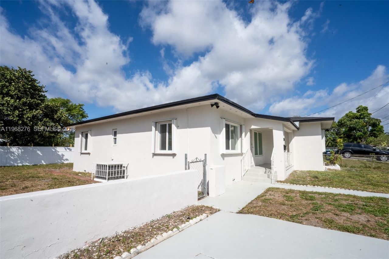 7128 NW 20th Ave, Miami, FL 33147 Photo
