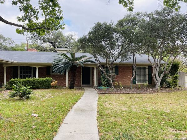 8702 Charro Ln, San Antonio, TX 78217