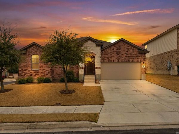 105 Blaze Moon, Cibolo, TX 78108