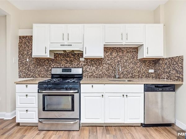 206 Main Street 1, RIDGEFIELD PARK, NJ 07660