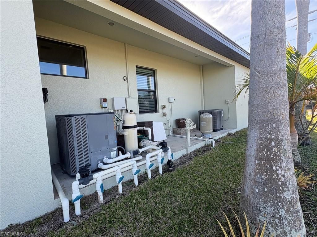 831 Old Burnt Store Rd N, Cape Coral, FL 33993 Photo