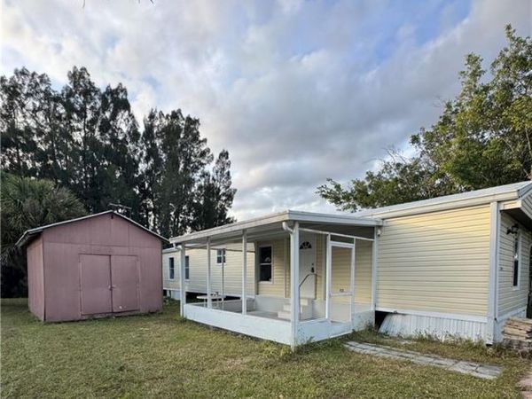 26677 Stardust DR, BONITA SPRINGS, FL 34135