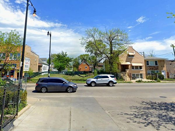 2419 N Central Avenue, Chicago, IL 60639